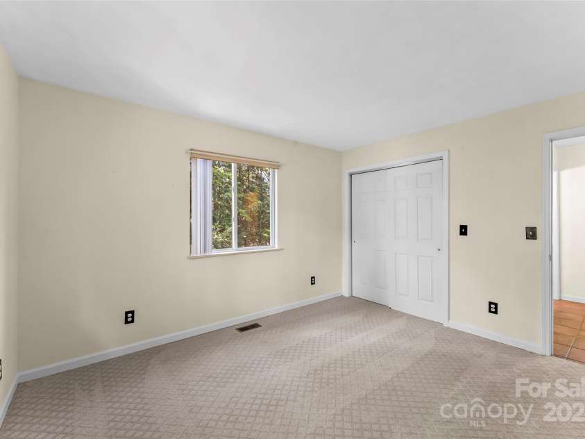 51 Chastain Hill Road, Mills River, NC 28759.  MLS# CAR4252260, YatesRealty ID 17383. 
