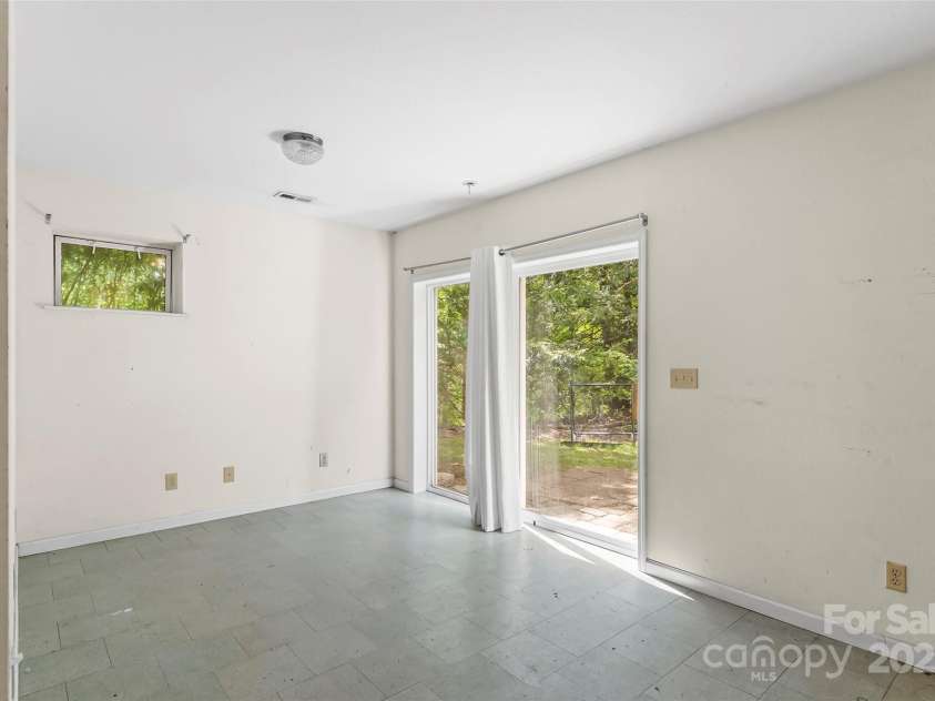 51 Chastain Hill Road, Mills River, NC 28759.  MLS# CAR4252260, YatesRealty ID 17383. 