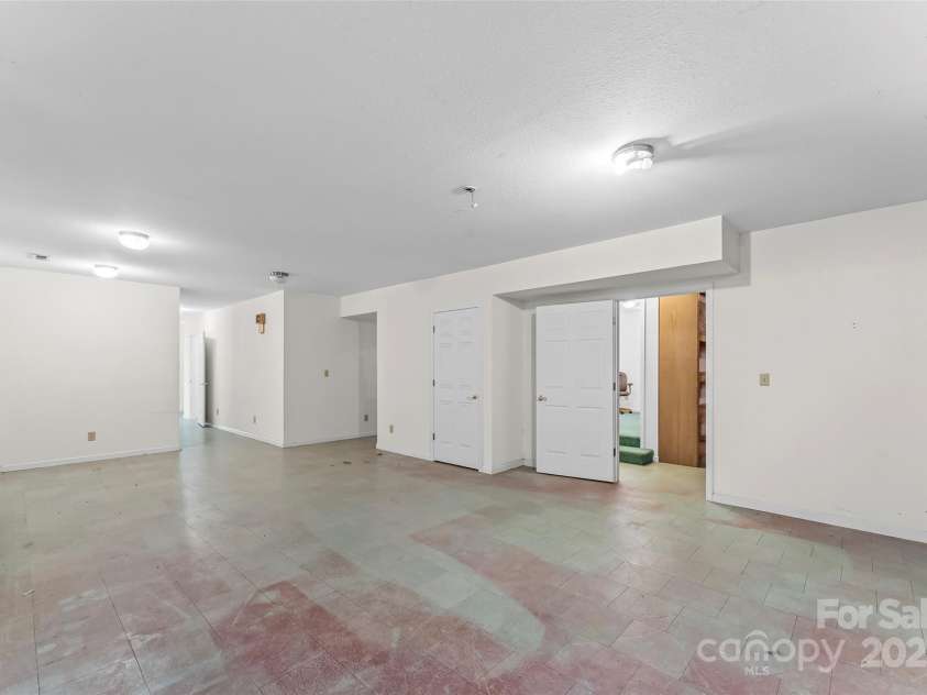 51 Chastain Hill Road, Mills River, NC 28759.  MLS# CAR4252260, YatesRealty ID 17383. 