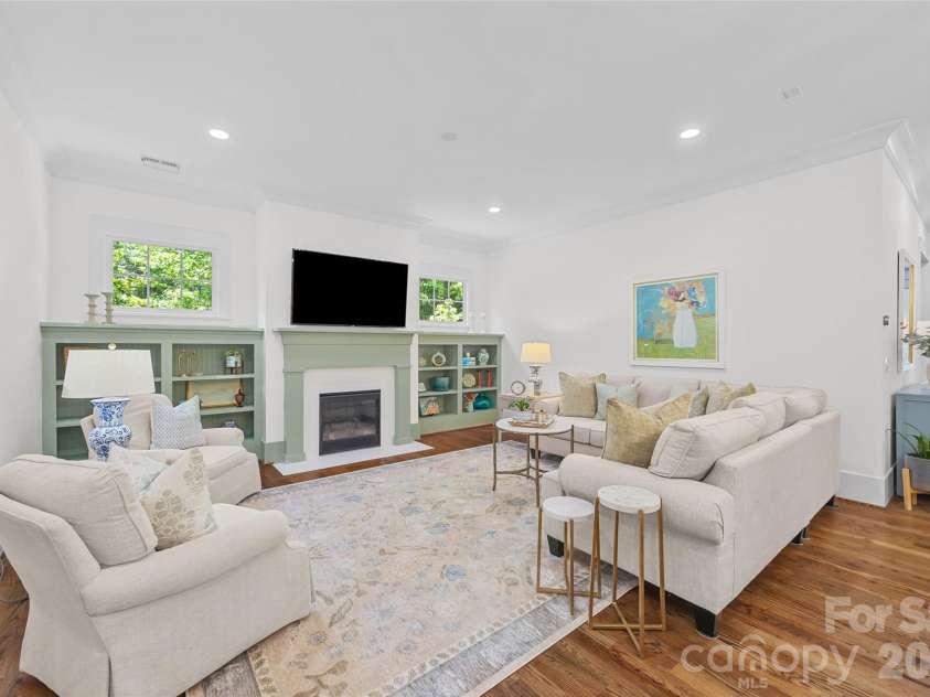 3013 Mountainbrook Road, Charlotte, NC 28210.  MLS# CAR4373911, YatesRealty ID 17384. 