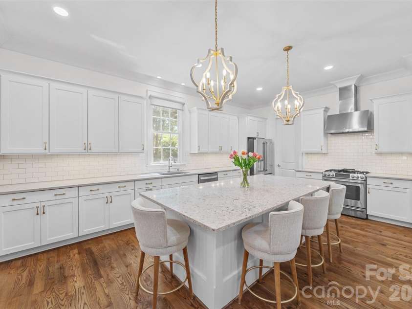 3013 Mountainbrook Road, Charlotte, NC 28210.  MLS# CAR4373911, YatesRealty ID 17384. 
