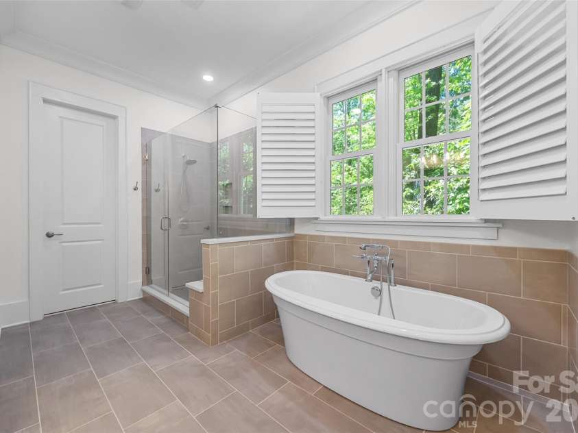 3013 Mountainbrook Road, Charlotte, NC 28210.  MLS# CAR4373911, YatesRealty ID 17384. 