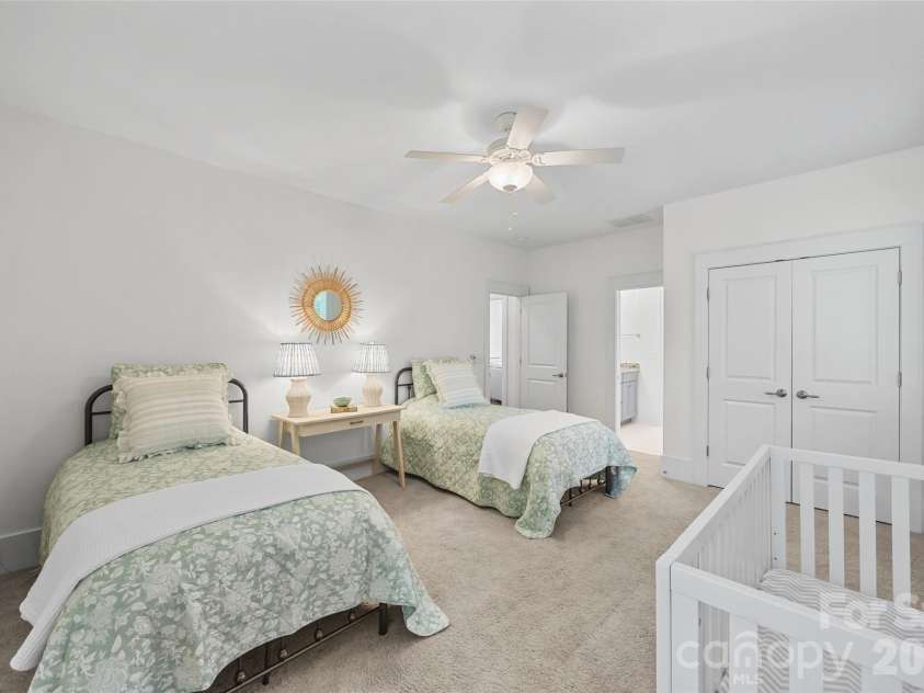 3013 Mountainbrook Road, Charlotte, NC 28210.  MLS# CAR4373911, YatesRealty ID 17384. 