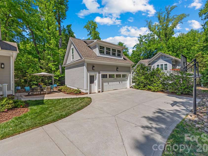 3013 Mountainbrook Road, Charlotte, NC 28210.  MLS# CAR4373911, YatesRealty ID 17384. 