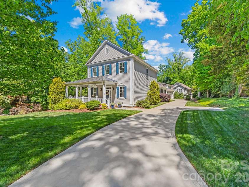 3013 Mountainbrook Road, Charlotte, NC 28210.  MLS# CAR4373911, YatesRealty ID 17384. 