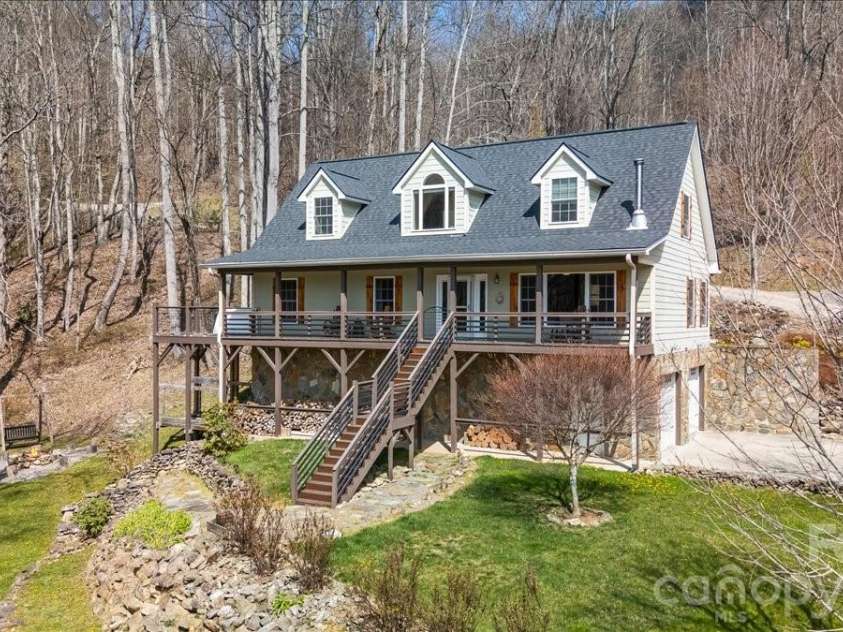 1045 Upward Way, Waynesville, NC 28785.  MLS# CAR4362730, YatesRealty ID 17385. 