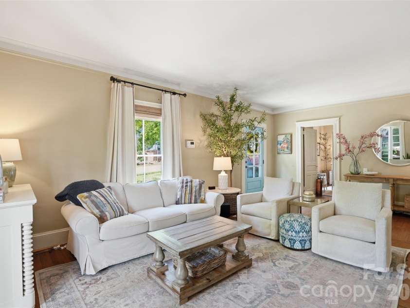 303 South Street, Davidson, NC 28036.  MLS# CAR4369011, YatesRealty ID 17386. 