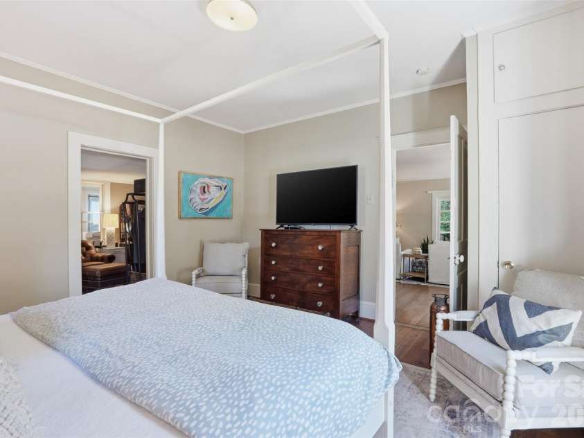 303 South Street, Davidson, NC 28036.  MLS# CAR4369011, YatesRealty ID 17386. 