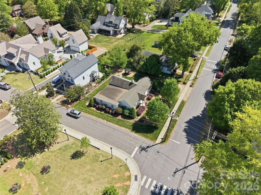 303 South Street, Davidson, NC 28036.  MLS# CAR4369011, YatesRealty ID 17386. 