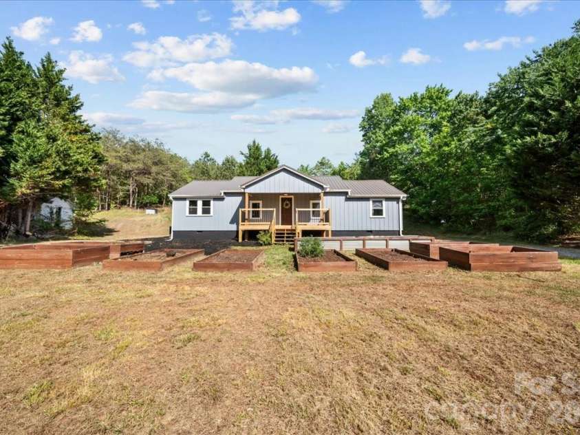 6440 Bostic Sunshine Highway, Bostic, NC 28018.  MLS# CAR4375435, YatesRealty ID 17387. 