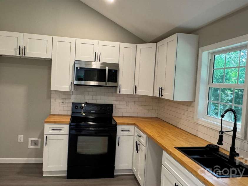 148 Forest Heights Drive, McAdenville, NC 28101.  MLS# CAR4265957, YatesRealty ID 17388. 