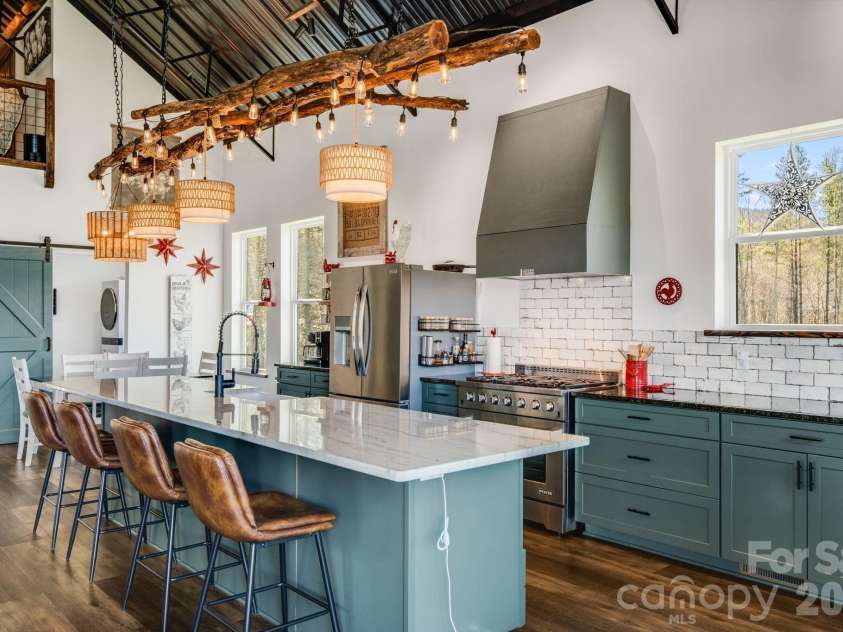 4530 Double Island Road, Green Mountain, NC 28740.  MLS# CAR4362589, YatesRealty ID 17388. Beautiful kitchen/dining area