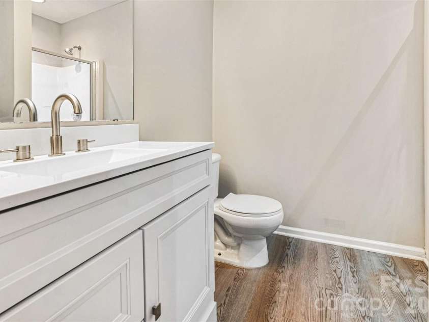 4034 Woolcott Avenue, Charlotte, NC 28213.  MLS# CAR4373792, YatesRealty ID 17389. 