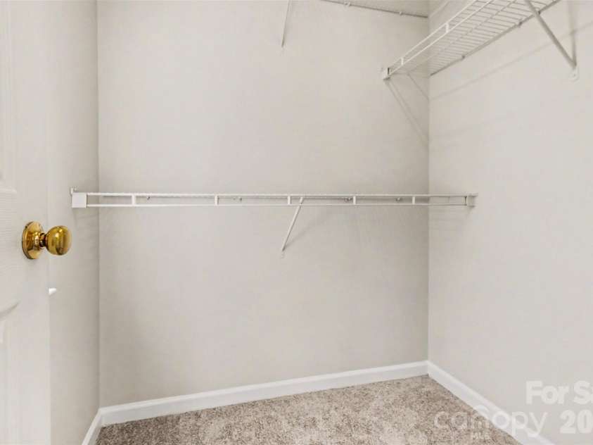 4034 Woolcott Avenue, Charlotte, NC 28213.  MLS# CAR4373792, YatesRealty ID 17389. 