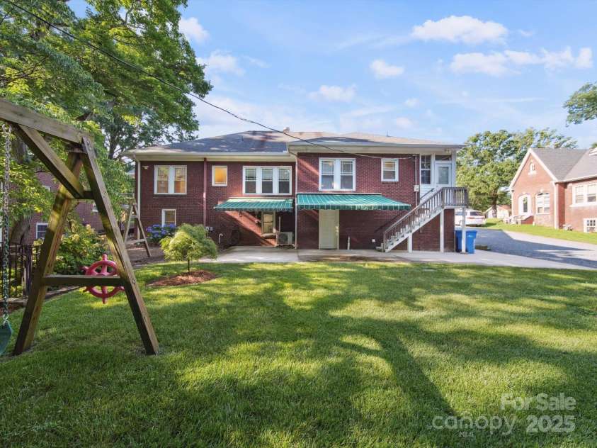 729 Montgomery Avenue, Albemarle, NC 28001.  MLS# CAR4269587, YatesRealty ID 1739. 