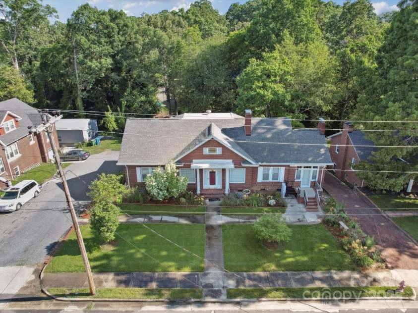 729 Montgomery Avenue, Albemarle, NC 28001.  MLS# CAR4269587, YatesRealty ID 1739. 