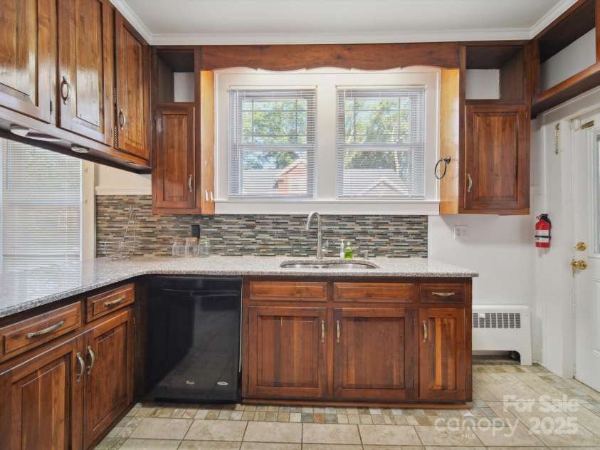 729 Montgomery Avenue, Albemarle, NC 28001.  MLS# CAR4269587, YatesRealty ID 1739. 