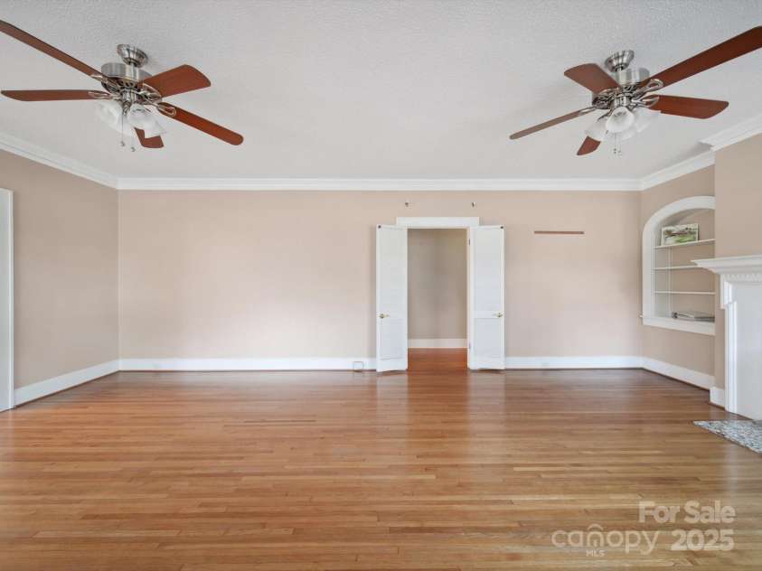 729 Montgomery Avenue, Albemarle, NC 28001.  MLS# CAR4269587, YatesRealty ID 1739. 