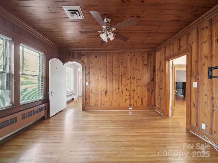 729 Montgomery Avenue, Albemarle, NC 28001.  MLS# CAR4269587, YatesRealty ID 1739. 