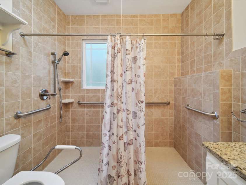 729 Montgomery Avenue, Albemarle, NC 28001.  MLS# CAR4269587, YatesRealty ID 1739. 