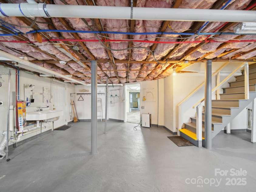 729 Montgomery Avenue, Albemarle, NC 28001.  MLS# CAR4269587, YatesRealty ID 1739. 