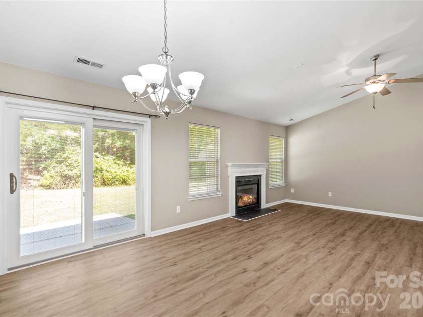 2457 Marthas Ridge Drive, Statesville, NC 28625.  MLS# CAR4423440, YatesRealty ID 17390. 