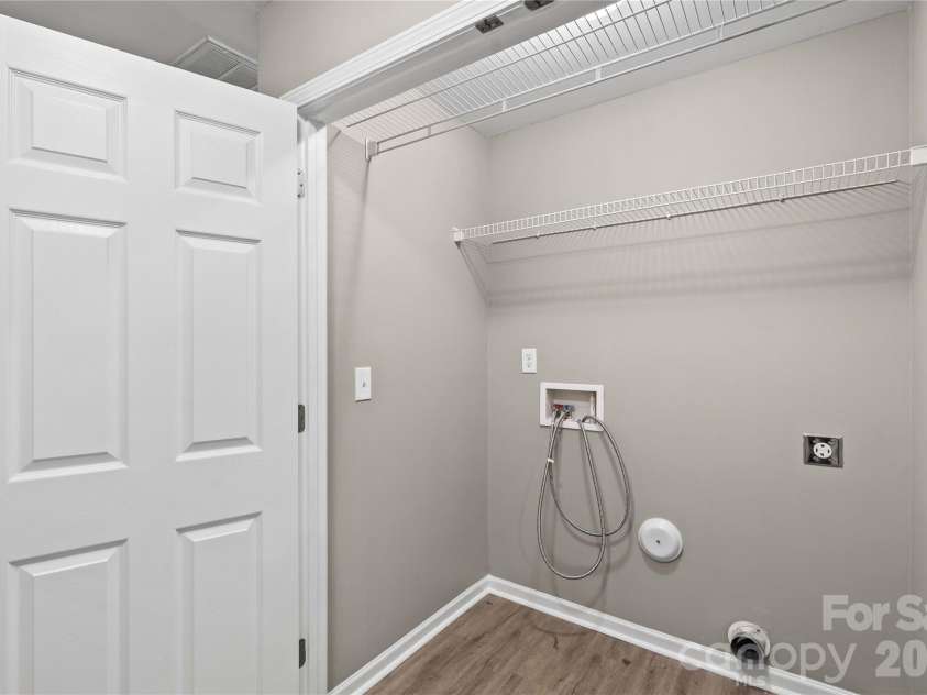 2457 Marthas Ridge Drive, Statesville, NC 28625.  MLS# CAR4423440, YatesRealty ID 17390. 