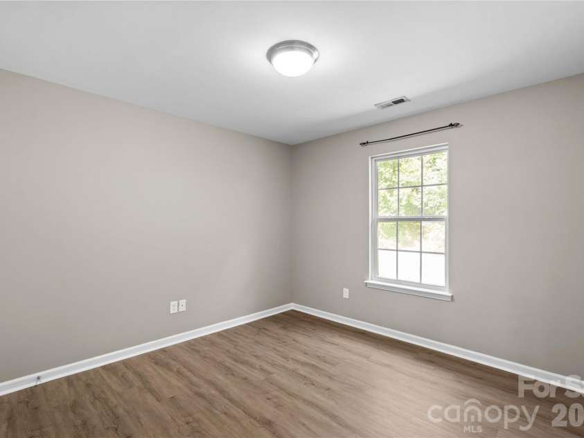 2457 Marthas Ridge Drive, Statesville, NC 28625.  MLS# CAR4423440, YatesRealty ID 17390. 
