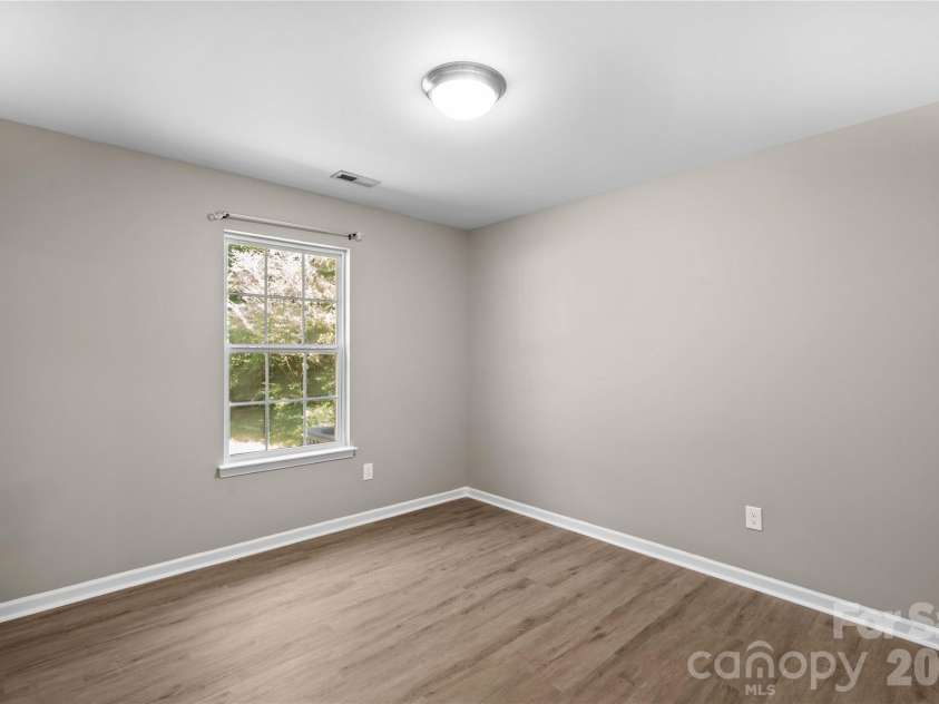 2457 Marthas Ridge Drive, Statesville, NC 28625.  MLS# CAR4423440, YatesRealty ID 17390. 