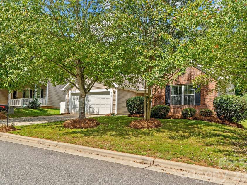 2457 Marthas Ridge Drive, Statesville, NC 28625.  MLS# CAR4423440, YatesRealty ID 17390. 