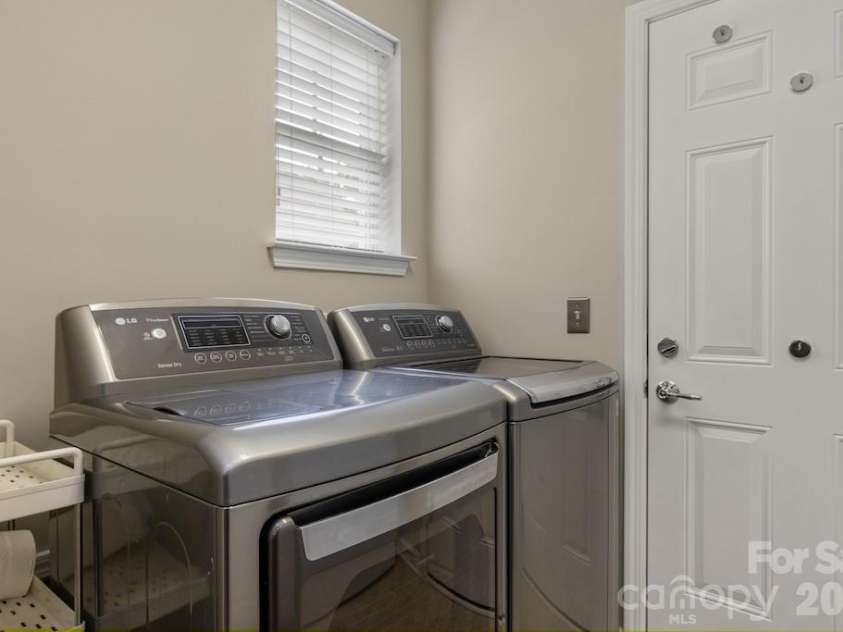 2009 Maned Goose Court, Fort Mill, SC 29707.  MLS# CAR4376200, YatesRealty ID 17392. 