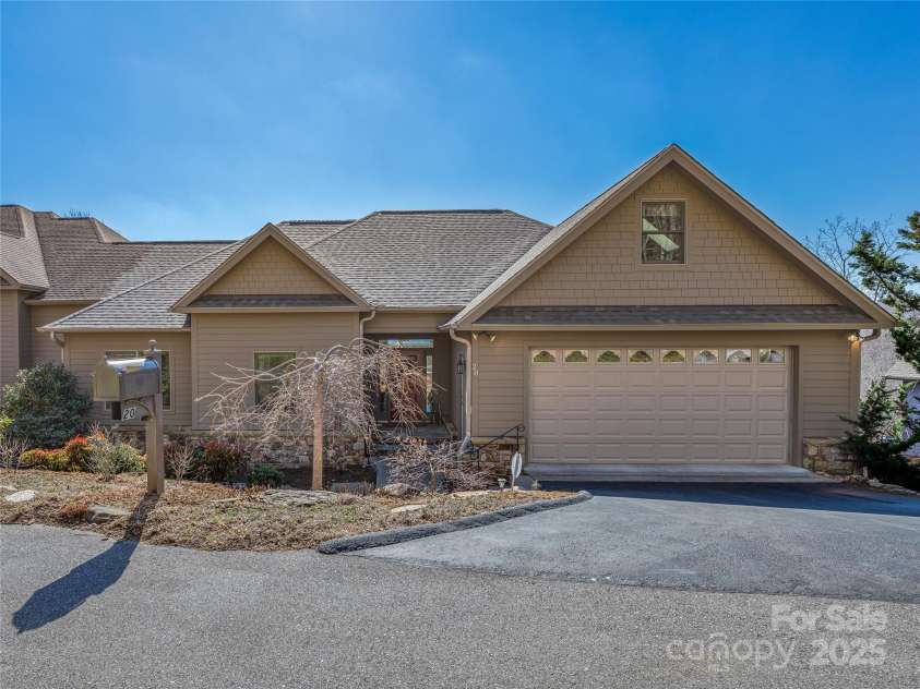 20 Red Plum Lane, Black Mountain, NC 28711.  MLS# CAR4206569, YatesRealty ID 17393. 