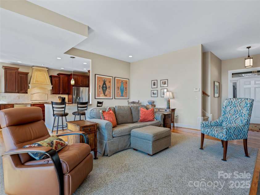 20 Red Plum Lane, Black Mountain, NC 28711.  MLS# CAR4206569, YatesRealty ID 17393. 