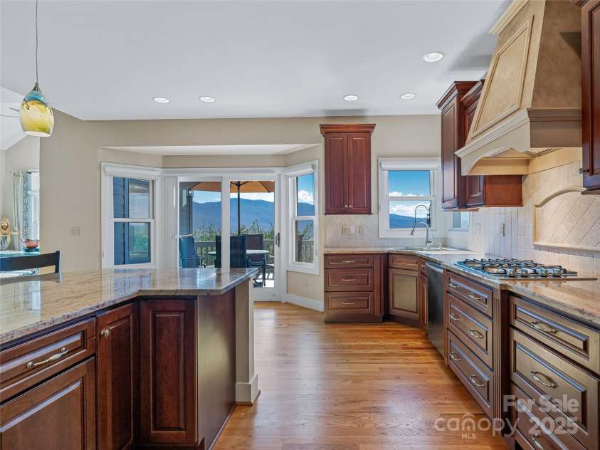 20 Red Plum Lane, Black Mountain, NC 28711.  MLS# CAR4206569, YatesRealty ID 17393. 