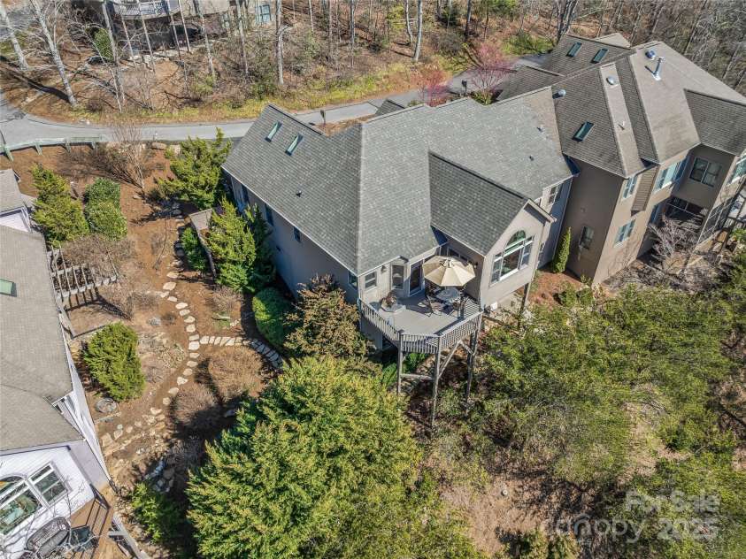 20 Red Plum Lane, Black Mountain, NC 28711.  MLS# CAR4206569, YatesRealty ID 17393. 