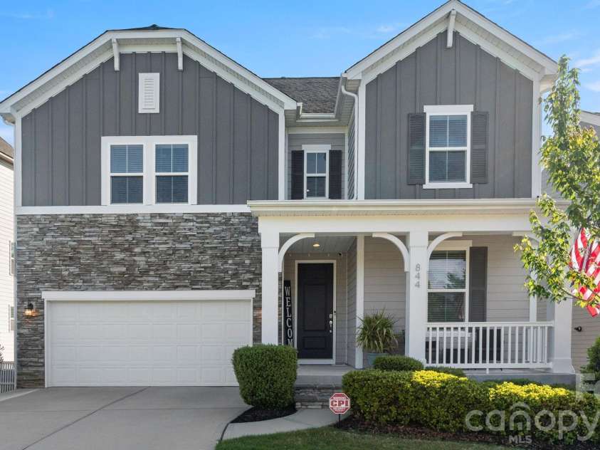 844 Neff Court, Fort Mill, SC 29715.  MLS# CAR4420489, YatesRealty ID 17394. 