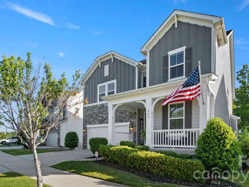 844 Neff Court, Fort Mill, SC 29715.  MLS# CAR4420489, YatesRealty ID 17394. 