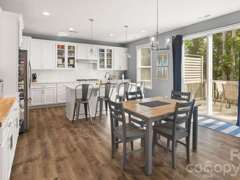 844 Neff Court, Fort Mill, SC 29715.  MLS# CAR4420489, YatesRealty ID 17394. 