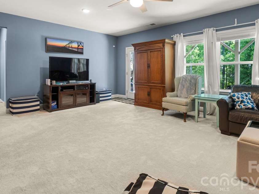 844 Neff Court, Fort Mill, SC 29715.  MLS# CAR4420489, YatesRealty ID 17394. 
