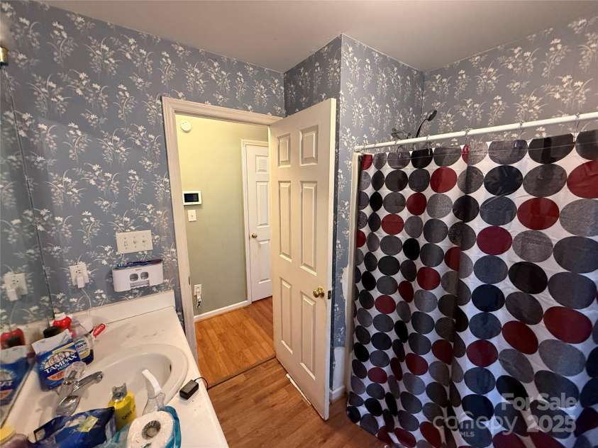 508 Hillcrest Street, Marshville, NC 28103.  MLS# CAR4264640, YatesRealty ID 17395. 