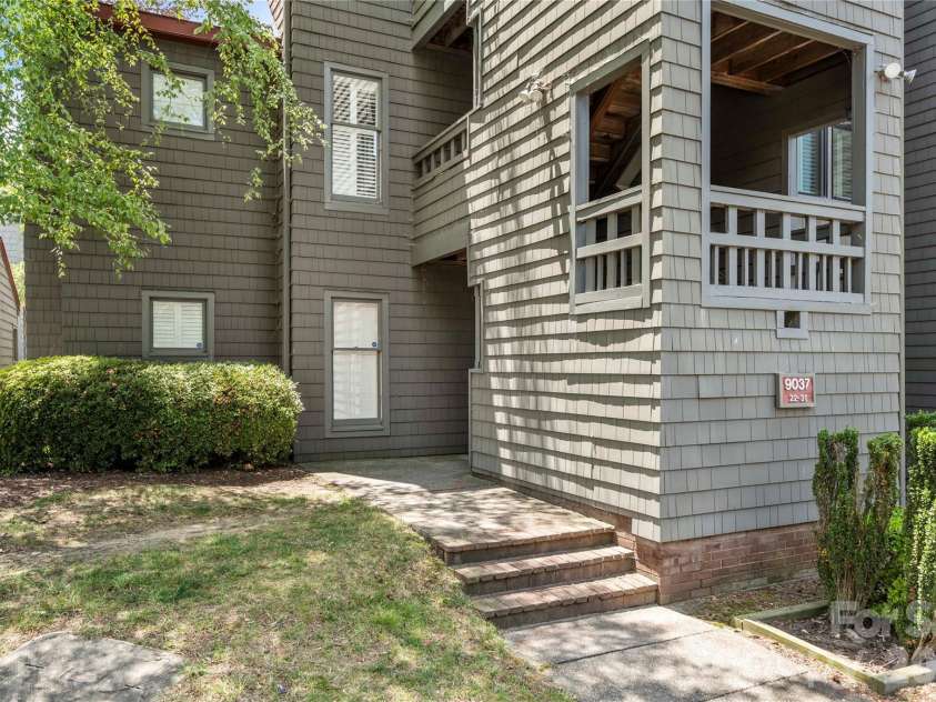 9037 J M Keynes Drive, Charlotte, NC 28262.  MLS# CAR4352767, YatesRealty ID 17396. 