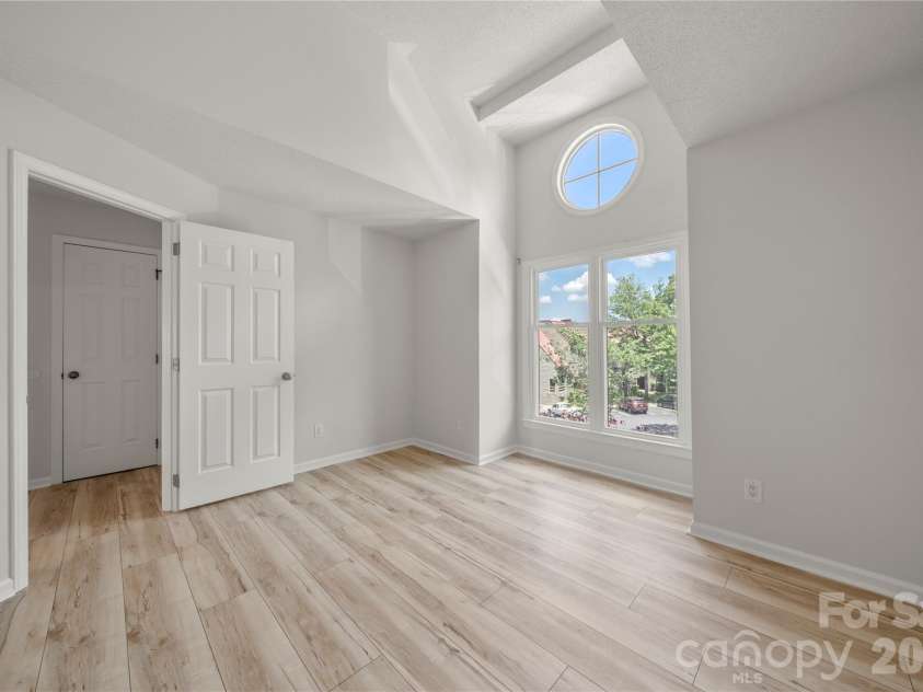 9037 J M Keynes Drive, Charlotte, NC 28262.  MLS# CAR4352767, YatesRealty ID 17396. 