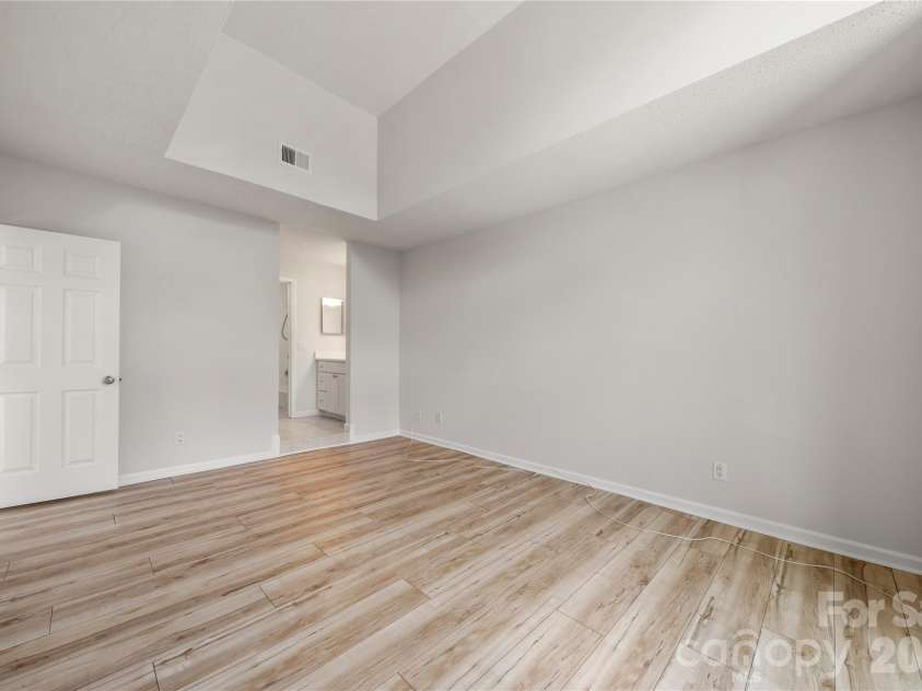 9037 J M Keynes Drive, Charlotte, NC 28262.  MLS# CAR4352767, YatesRealty ID 17396. 