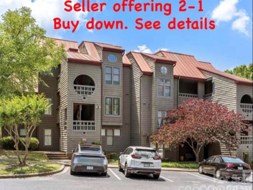 9037 J M Keynes Drive, Charlotte, NC 28262.  MLS# CAR4352767, YatesRealty ID 17396. 