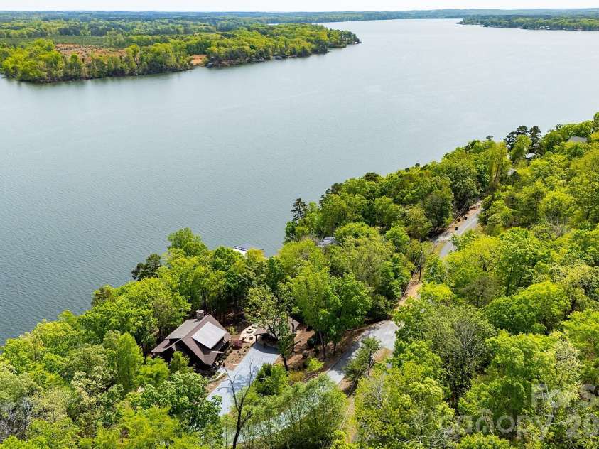 1329 Berry Hill Drive, Norwood, NC 28128.  MLS# CAR4357094, YatesRealty ID 17397. 
