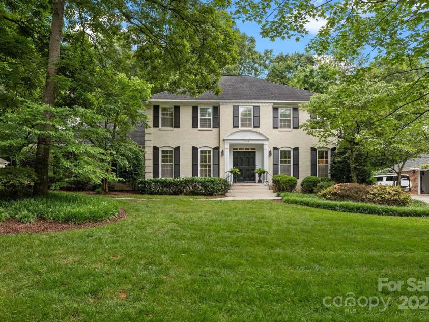 2709 Wamath Drive, Charlotte, NC 28210.  MLS# CAR4262902, YatesRealty ID 17399. 
