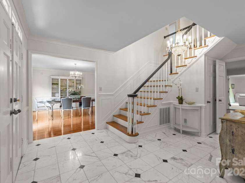 2709 Wamath Drive, Charlotte, NC 28210.  MLS# CAR4262902, YatesRealty ID 17399. 