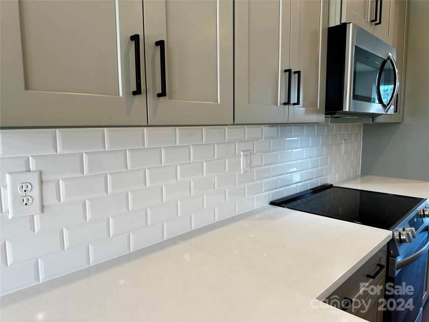 2216 Graham Street, Charlotte, NC 28206.  MLS# CAR4182890, YatesRealty ID 1740. 