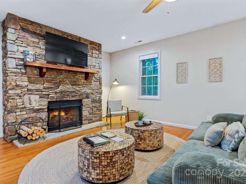 90 Indian Mound Trail, Fairview, NC 28730.  MLS# CAR4268261, YatesRealty ID 1740. 
