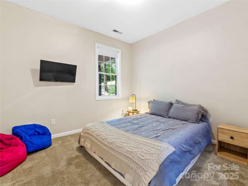 90 Indian Mound Trail, Fairview, NC 28730.  MLS# CAR4268261, YatesRealty ID 1740. 